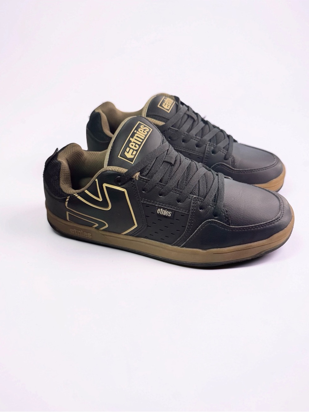 Etnies Frontside Black Gold Gum Skate Shoes Men's Size 10 NEW - Picture 5 of 9